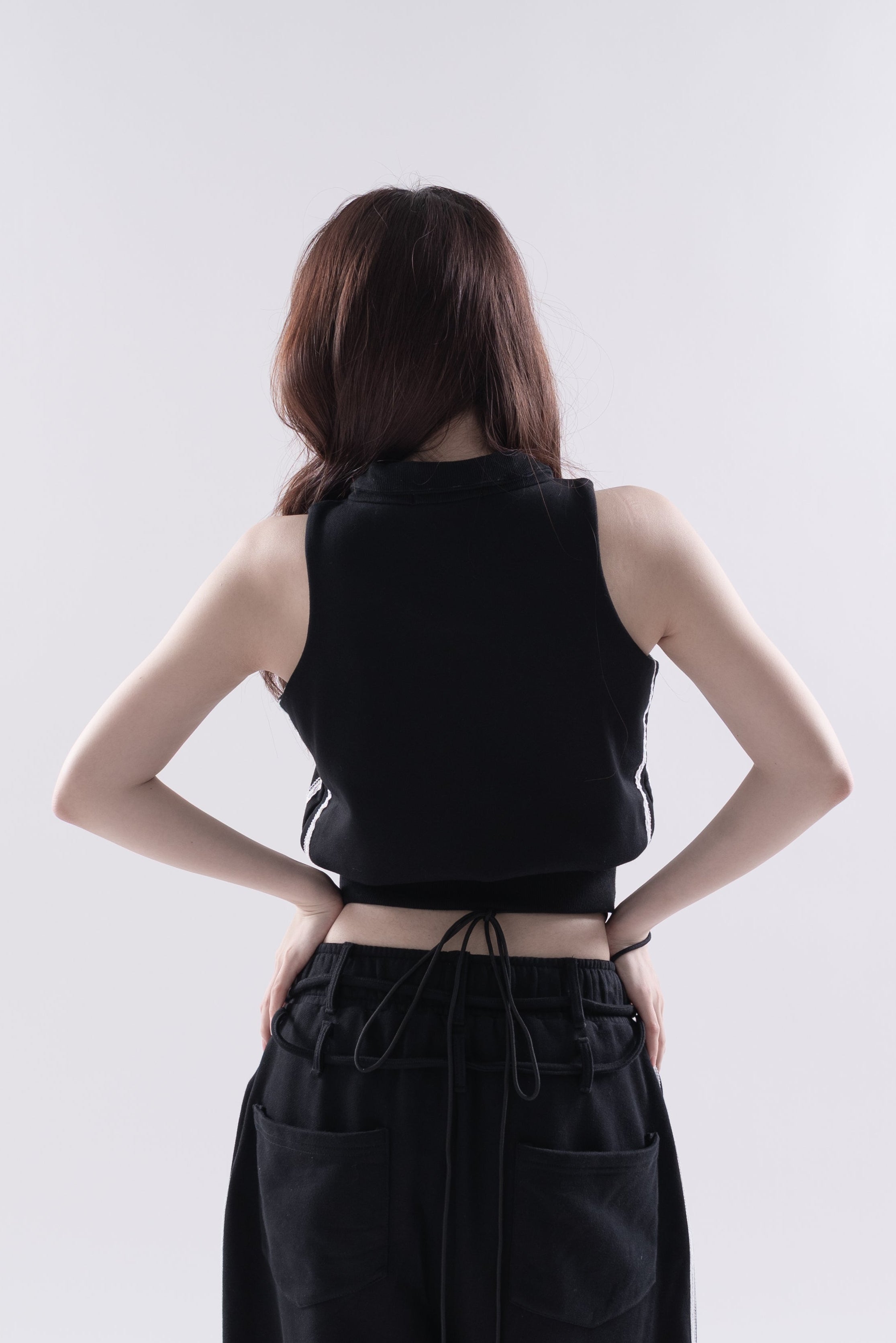 Ring zip sleeveles tops