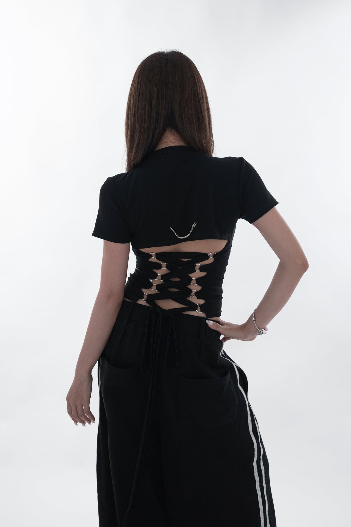 Open back lace-up tee