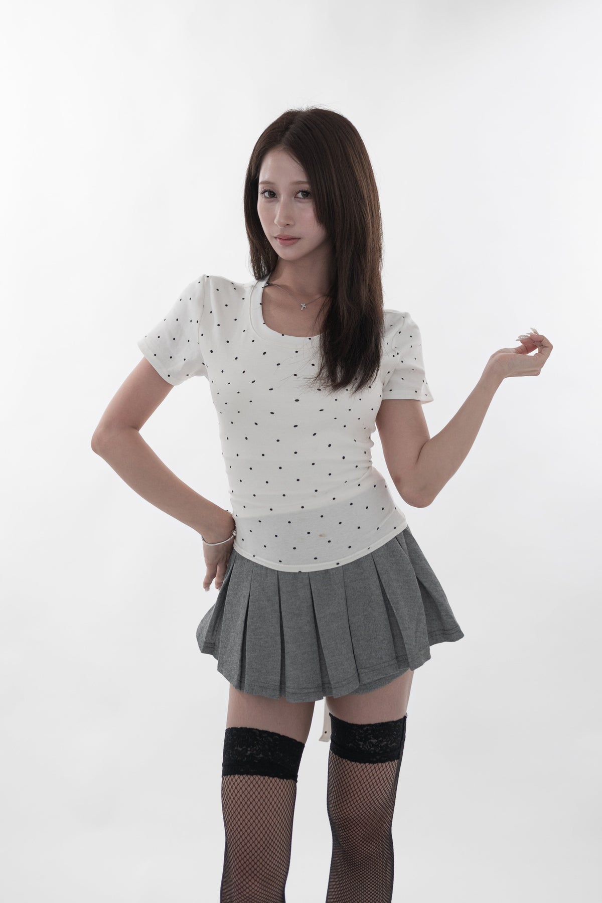 Open back lace-up tee