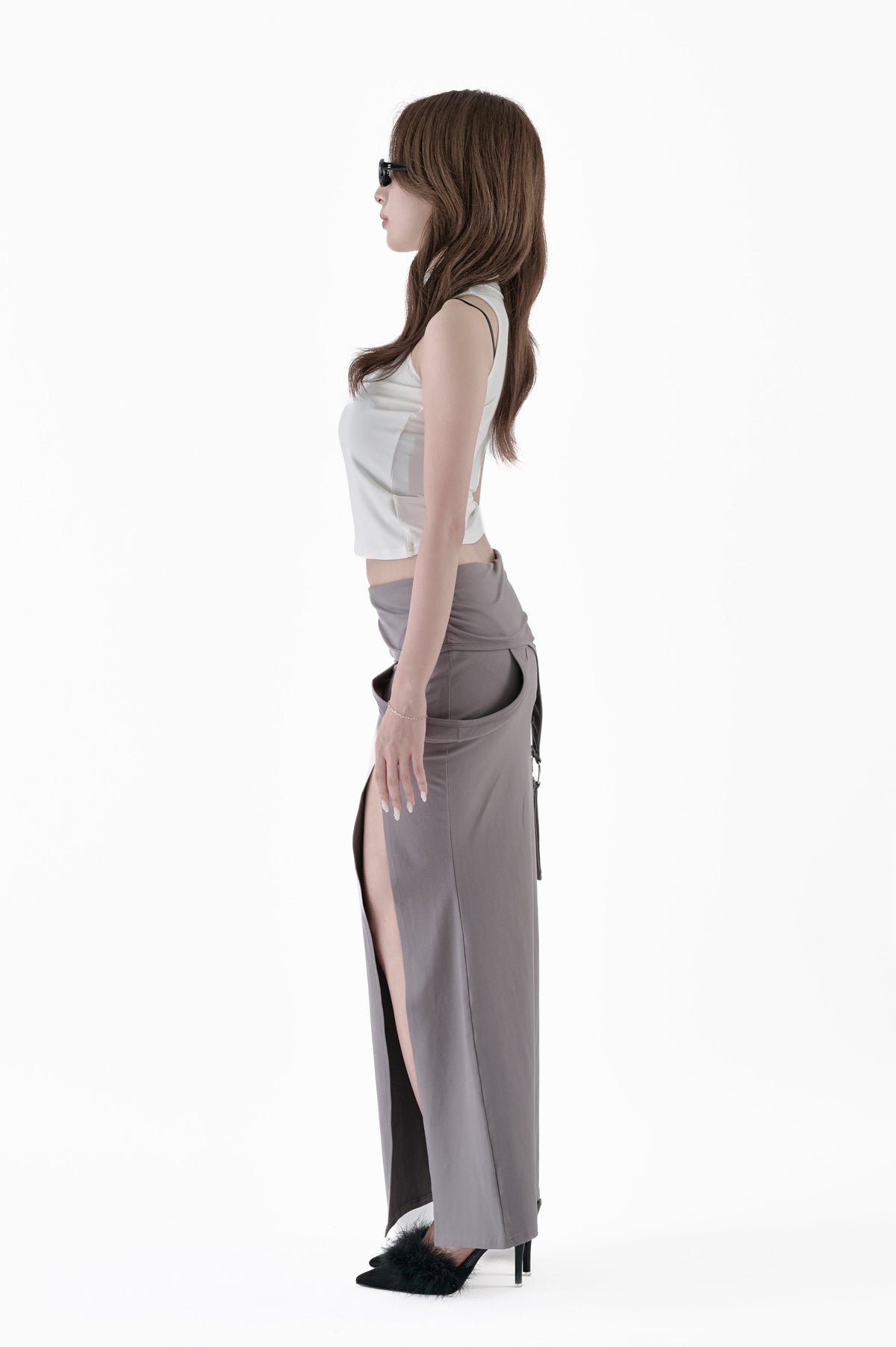 Layered belt slit long skirt
