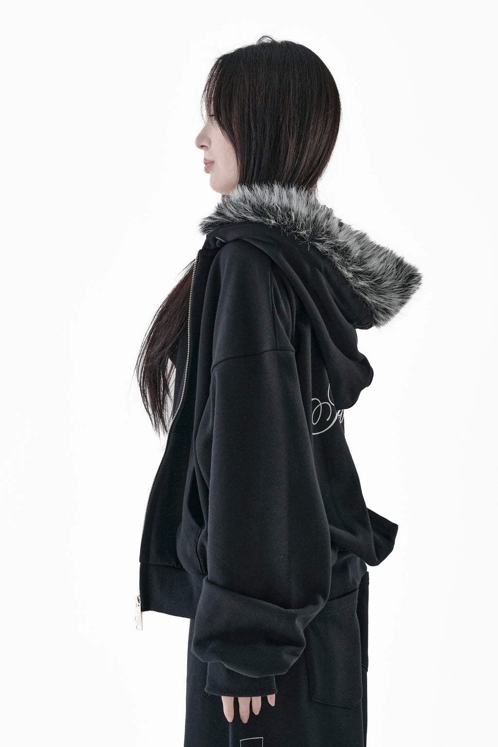 Fur hood big logo sweat parker