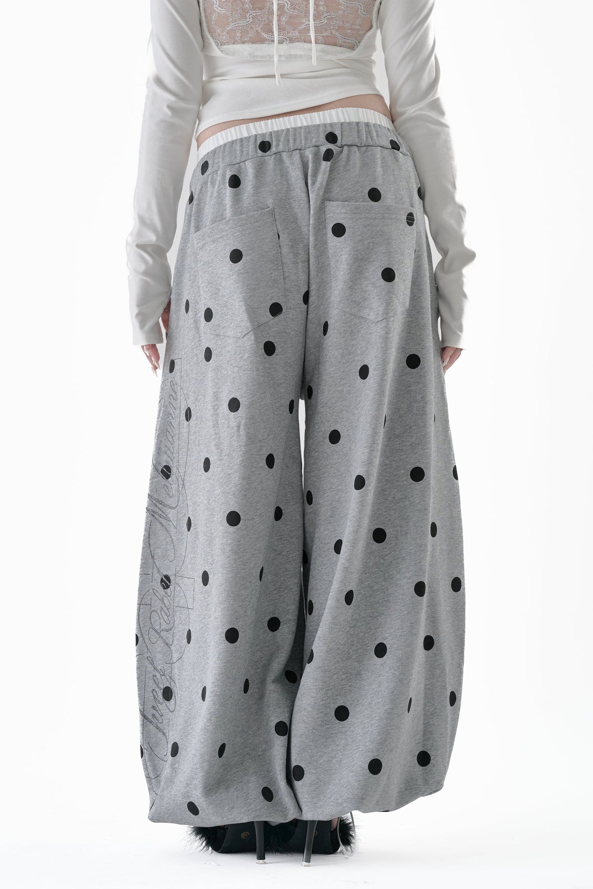 W belt sweat pants