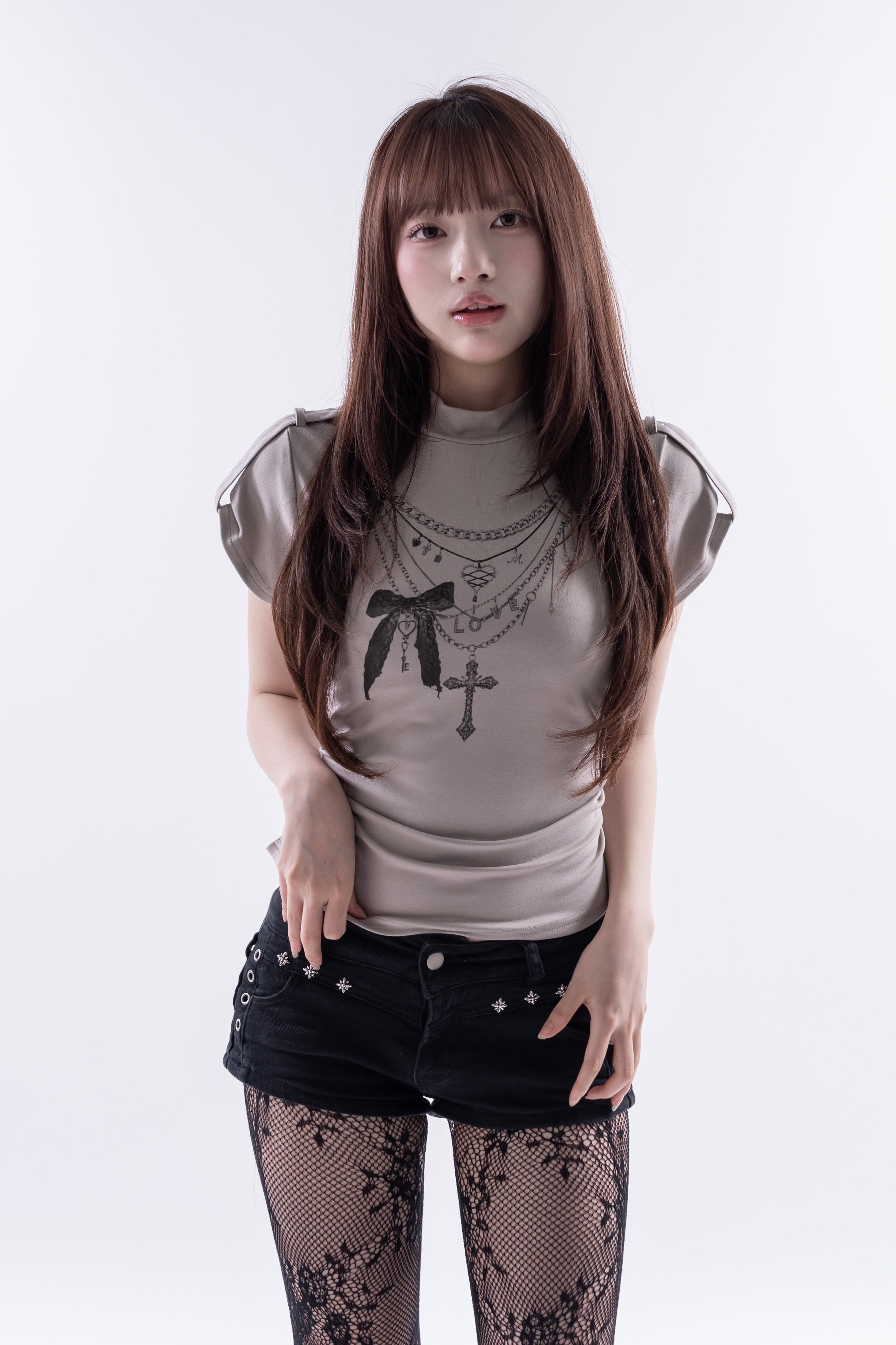 Chain graphic design tops