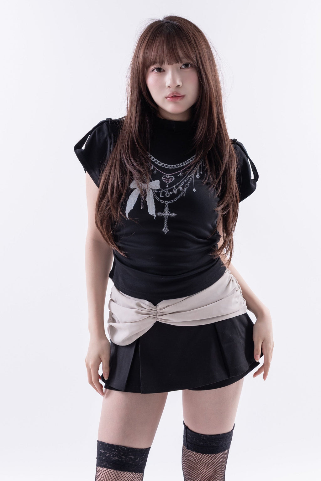 Chain graphic design tops